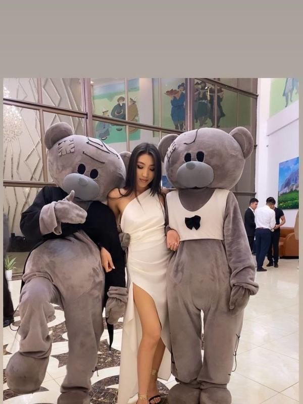 Melania Tormenta Desata Pasiones en Cada Encuentro Inolvidable