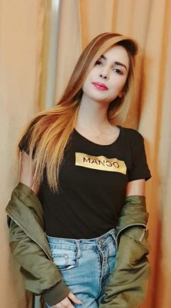 Aranza Calor Descubre el Placer de la Compañía