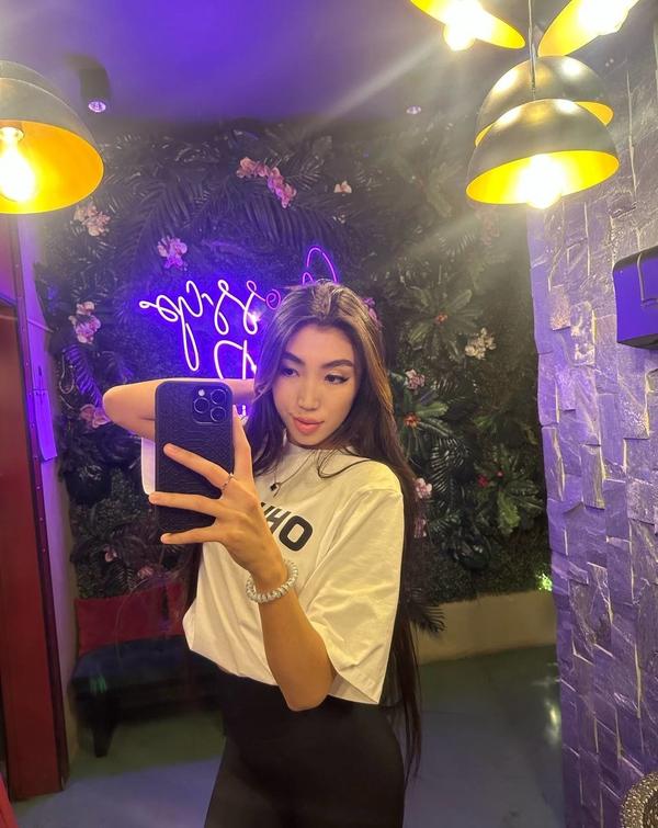 Melania Tormenta Desata Pasiones en Cada Encuentro Inolvidable 2 Mis Fotos